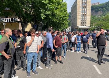 პროტესტის მე-5 დღე ჭიათურაში – მაღაროელებმა მსვლელობა გამართეს