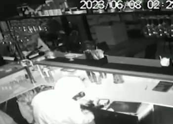 6 ერთდროული თავდასხმა დაწესებულებებზე, პრეზიდენტის რეზიდენციიდან 200 მეტრში – ვიდეო