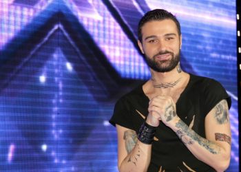 „როგორც იქნა, მეც გავეხვიე ერთ ნორმალურ სკანდალში…“ – რას წერს მიშო სულუხია მოსკოვში სიმღერაზე?