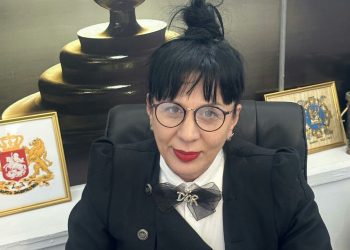 “ციხიდან პირველი საცოლეს დაურეკა, ხელი სთხოვა… თეთრ კაბასაც ჩავაცმევ მის იმედ გოგოს და ოქროს ბეჭედსაც ვუყიდი” – რას წერს ადვოკატი ლედი ტუკვაძე