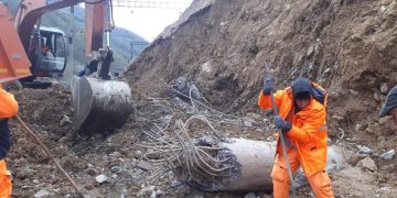 რა ხდება სადგურ მარელისთან, სადაც რკინიგზის ლიანდაგზე მეწყერი ჩამოწვა (ფოტოები)