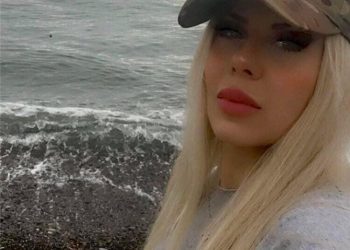 ,, ქართველი პოლიციელების ლანძღვა ამ ღორების გამო, ვისაც სწორად მიგაჩნიათ და თან ამით ამაყობთ, ბრავა!!” – მარი საბიაშვილი