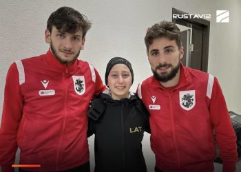 გარდაიცვალა 14 წლის გიორგი მურვანიძე, რომელსაც ცოტა ხნის წინ კვარაცხელიამ და დავითაშვილმა ოცნება აუსრულეს