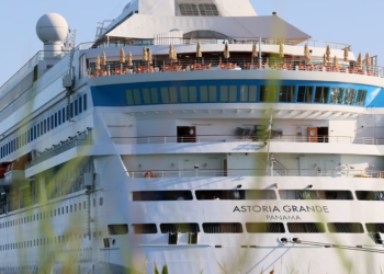 სოჭიდან წამოსული საკრუიზო გემი Astoria Grande დღეს დილით ბათუმში შემოვიდა