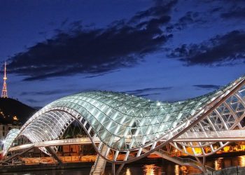 „მშვიდობის ხიდის“ რეაბილიტაცია დასრულდა