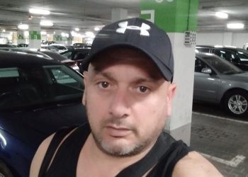“თევზის საწარმოში ვიმუშავე 3 თვე, მერე ვტაქსაობდი… აქედან არავინ დაბრუნდება და უფრო მეტი წამოვა” – ვატო გელაშვილი პოლონეთიდან