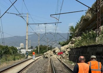 დიდუბეში მძიმე ტექნიკას ჯერ მუშაობა არ დაუწყია – “მატარებელმა რომ უსაფრთხოდ იმოძრაოს, ეს უნდა ჰკითხოთ რკინიგზას”