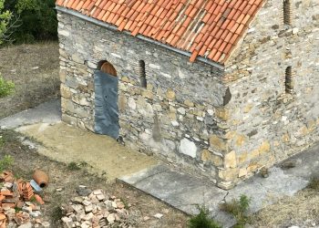 (ვიდეო) – “ღორმა ოკუპანტებმა წმინდა ლომისის ტაძრის კარი აჭედეს” – ქაცარავა