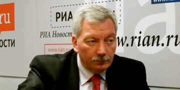 „ბოლო ოცდაათი წელიწადში საქართველოსთვის თავსდამტყდარ უბედურებებში ყველაზე ნაკლები ბრალი რუსებს მიუძღვით, ყველაზე დიდი ცოდვა კი ამერიკელებს აწევთ!“ – ვალერი კვარაცხელია