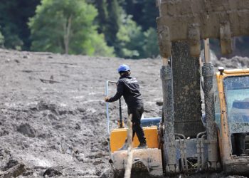 “ჩვენი სპეც-ტექნიკით გავამაგრეთ მდინარის კალაპოტი, უნდა გაეკეთებინათ “ექსპერტებს” ჯებირები, მაგრამ…” – 3 წლის წინანდელი წერილი ხელისუფლებას