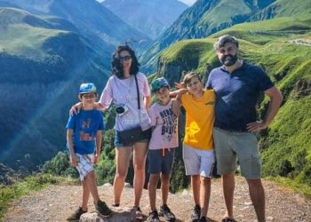 „მოგვიძებნეთ ზაზას და მისი 3 შვილის ცხედარი… მწყურვალის ან მშიერის პოვნის იმედი დაიკარგა” – ზაზა მესხის ახლობლის მიმართვა