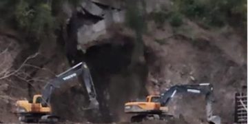 ონში ხიდის მშენებლობისას მთა ჩამოიშალა