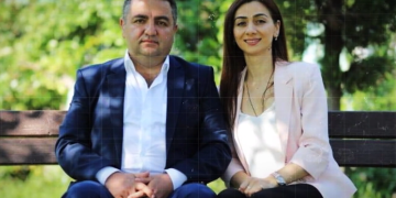 “ოცნების” მაღალჩინოსნები მოცეკვავეთა ანსამბლთან ერთად გასტროლებზე წავიდნენ – მედია