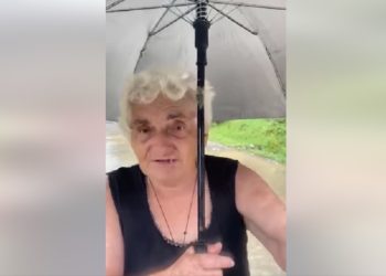 „ასე მითხრა, წადი ახლა სახლში და საქმე ქენიო….“ – რას ამბობს სტიქიისგან დაზარალებული ქალი? (ვიდეო)