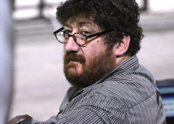 ლევან წულაძე მარჯანიშვილის თეატრის სამხატვრო ხელმძღვანელის თანამდებობიდან მიდის