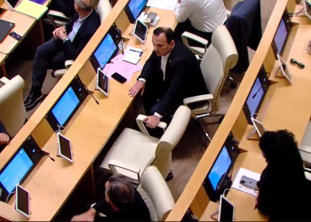 (ვიდეო) „პოლიტიკოსი ხარ, ქუჩის ბიჭი ხომ არ ხარ“ -პაატა მანჯგალაძე მიხეილ ყაველაშვილს