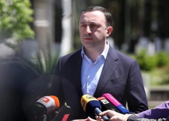 სალომე ზურაბიშვილს ჩემი ხელმოწერით ქვეყნის წინააღმდეგ საბოტაჟს ვერ გავაგრძელებინებდი – ირაკლი ღარიბაშვილი