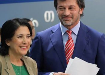 „არა ბატონო კახა, ყველაზე დიდი უბედურება არის ის, როცა ქვეყანაში გენერალური პროკურორი ყოფილა „ეფესბეს“ თუ „კაგებეს“ აგენტი“ – სალომე ზურაბიშვილი კახა კალაძეს