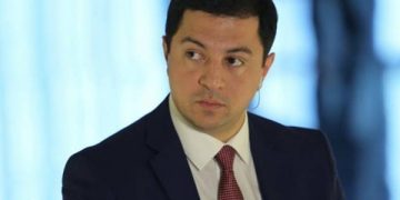 “გურულების მდიდარი ფანტაზია”, თუ კუბოს ფორმის საყვავილეები? – რას უპირებს თალაკვაძე 2 მილიონიან პროექტს?