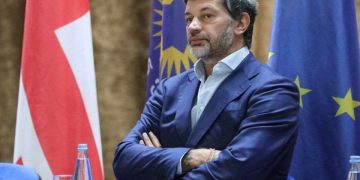 პიკის საათებში დაახლოებით 640 ათასი ავტომობილი გადაადგილდება, 2014 წელს დაახლოებით 180 ათასი ავტომობილი იყო – კალაძე