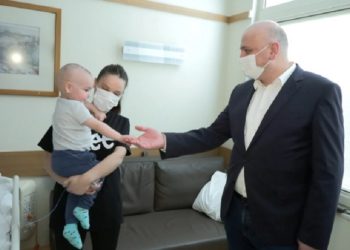 ზურაბ აზარაშვილმა, თურქეთში, ონკოლოგიური დიაგნოზის მქონე ბავშვები მოინახულა