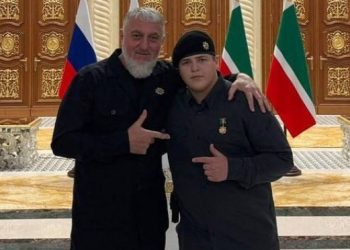 კადიროვმა თავის 15 წლის შვილს ჩეჩნეთის გმირის წოდება მიანიჭა