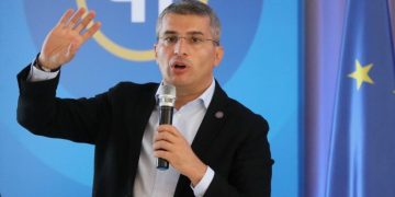 თითქოს დღეს გამოჩნდნენ ოკუპანტები და აქამდე არ ჩანდნენ – მდინარაძე ლომისაზე და ოჩამჩირეზე