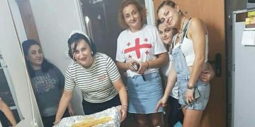 “ყოჩაღ, ქალბატონებო, ჩემი საქართველო აქაა!” – მამუკა დავარაშვილი