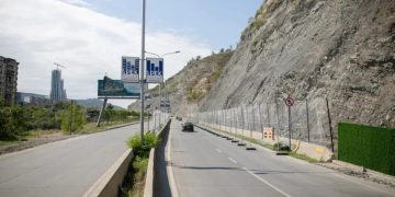 ჭაბუა ამირეჯიბის გზატკეცილზე ავტომობილების გადაადგილება დროებით შეიზღუდება