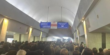„დაუშვებელია ადამიანის წამება, არაადამიანური ან დამამცირებელი მოპყრობა..“ – კადრები მეტროდან