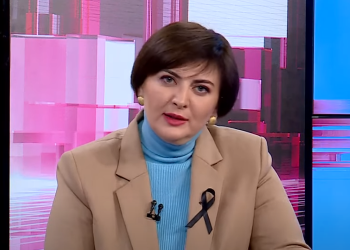 (ვიდეო) – “ორთვიანი იძულებითი პაუზის შემდეგ, ვუბრუნდები საყვარელ პროფესიას” – თეა ადეიშვილის ემოციური მიმართვა