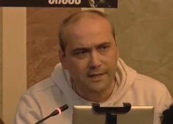 “რა მოხდა სინამდვილეში პარტიაში?” – რას წერს ზვიად კუპრავა