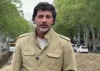 “იდიოტი აქ არავინაა”; “ავადმყოფი რომ მიგვყავს, ორმოცი გზაში გვეწევა”; “ჯოჯოხეთში გვაცხოვრებთ”; “მოკლედ, @ლეები ხართ” – რას წერს ხალხი თბილისის მერს