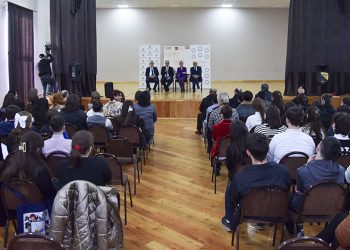 დავით ნარმანია, ზუგდიდში, დებატების პროექტის ფარგლებში მოსწავლეებს შეხვდა