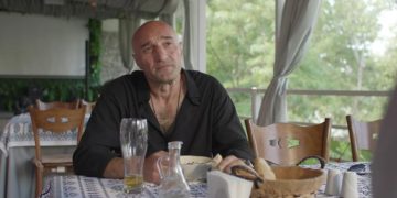 ჩცდ-ში პოლიციელ ზვერაძის როლის შემსრულებელ მსახიობს, დავით დვალს, მანქანა დაუზიანეს