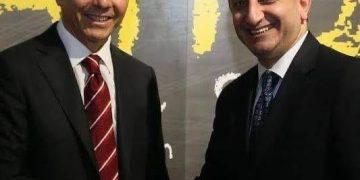 ,,სოლოლაკის ბიზნესცენტრი დაჟანგდაო, ნახატები გაიტანაო, ავტომობილებს ჰყიდისო, – ვინ ამბობდაო, ვინაო?!“ – ბონდო მძინარაშვილი