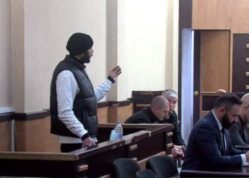 ამ პოლიციელმა იძალადა ჩემზე – რა მოხდა სასამართლო დარბაზში