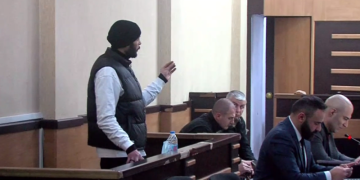 ამ პოლიციელმა იძალადა ჩემზე – რა მოხდა სასამართლო დარბაზში