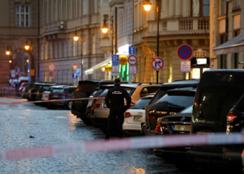 11 მოკლული და 30-ზე მეტი დაშავებული – თავდასხმის ბოლო ცნობები პრაღიდან