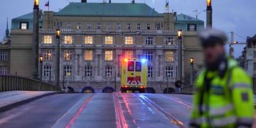 +18 – “2 თვის გოგონა მოვკალი” – პრაღაში უნივერსიტეტზე თავდამსხმელმა წერილში კიდევ ორი ადამიანის მკვლელობა აღიარა