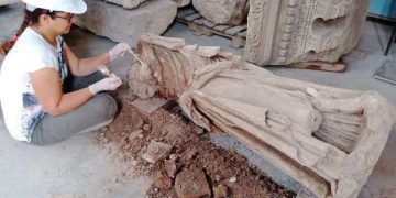 არქეოლოგებმა თურქეთში 2175 წლის წინანდელი ქანდაკება იპოვეს