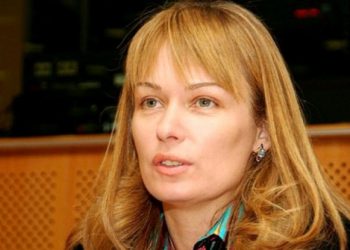 ყველას ვურჩევ fb-ით გაეცნოს შთამბეჭდავ და გულისამაჩუყებელ მილოცვას მამისგან! – რულოვსი