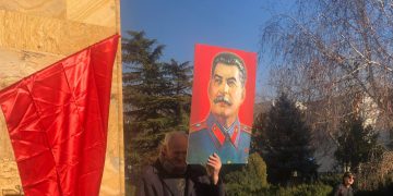 ნამგალი და ურო – გორში სტალინის დაბადების დღე აღნიშნეს