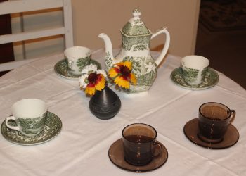 ლიტერატურულ-მუსიკალური მარათონი “თუთა-2023” გრანელის სახლ-მუზეუმში, ფინჯან ჩაიზე – ფოტოები