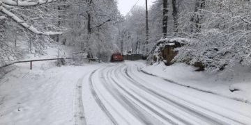 ნაქერალას უღელტეხილზე მისაბმელიანი და ნახევრადმისაბმელიანი ავტოტრანსპორტის მოძრაობა აიკრძალა