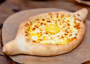 The New York Times-ი აჭარული ხაჭაპურის შესახებ სტატიას აქვეყნებს