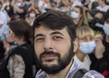 ტერორიზმის შესახებ ცრუ შეტყობინების საქმეზე ბექა ვარდოსანიძე სუს-ში გამოიკითხება