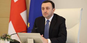 რა შემთხვევაში მიიღებენ უსახლკარო, მძიმე საცხოვრებელ პირობებში მყოფი ოჯახები მთავრობისგან საცხოვრებელს?