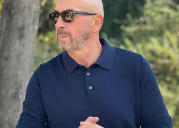 ,, ღმერთი თქვენ, არიფი ხომ არ გგონიათ, თქვენი დასაცავი გაიხადოს თავი?” – გოჩა მირცხულავა