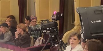 ,, ლამაზი და სიფრიფანა ეკა მოვიდა მოკრძალებულად…” – რას წერს ლალი მოროშკინა